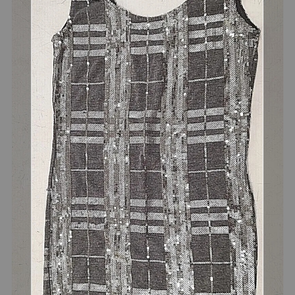 Monaco USA Sleeveless Silver & Gray Bodycon Sequin Form Fitting Mini Dress Sz S